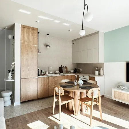 N736 - 55m2 Premium Z 2025 Roku *